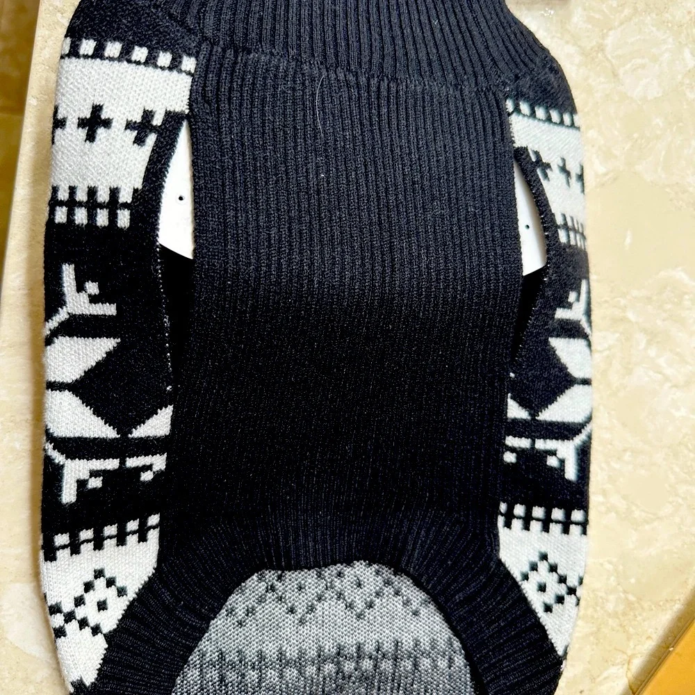Nicole Miller Sweater Set Black Snowflake Matching Small Dog Sweater NEW large